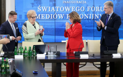 W Senacie o sile słowa: start VIII Światowego Forum Mediów Polonijnych